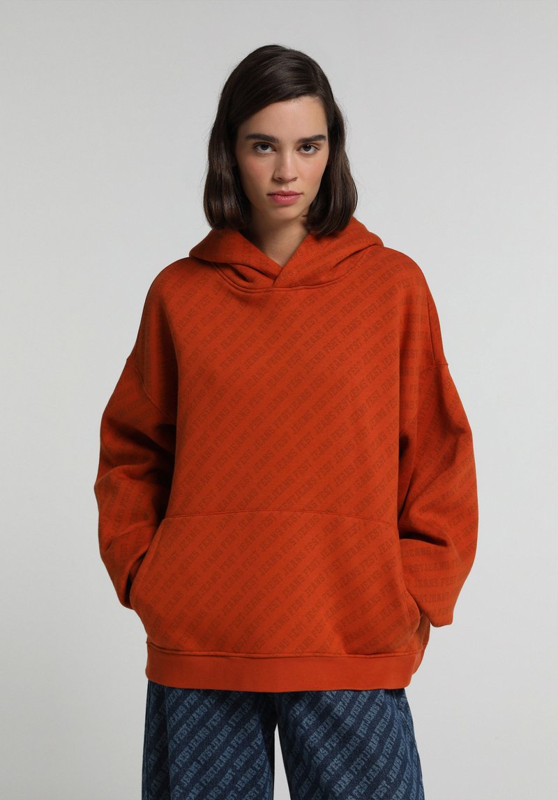 Oversize Fit Kapüşonlu Baskılı Erkek Tarçın Kahvesi Sweatshirt