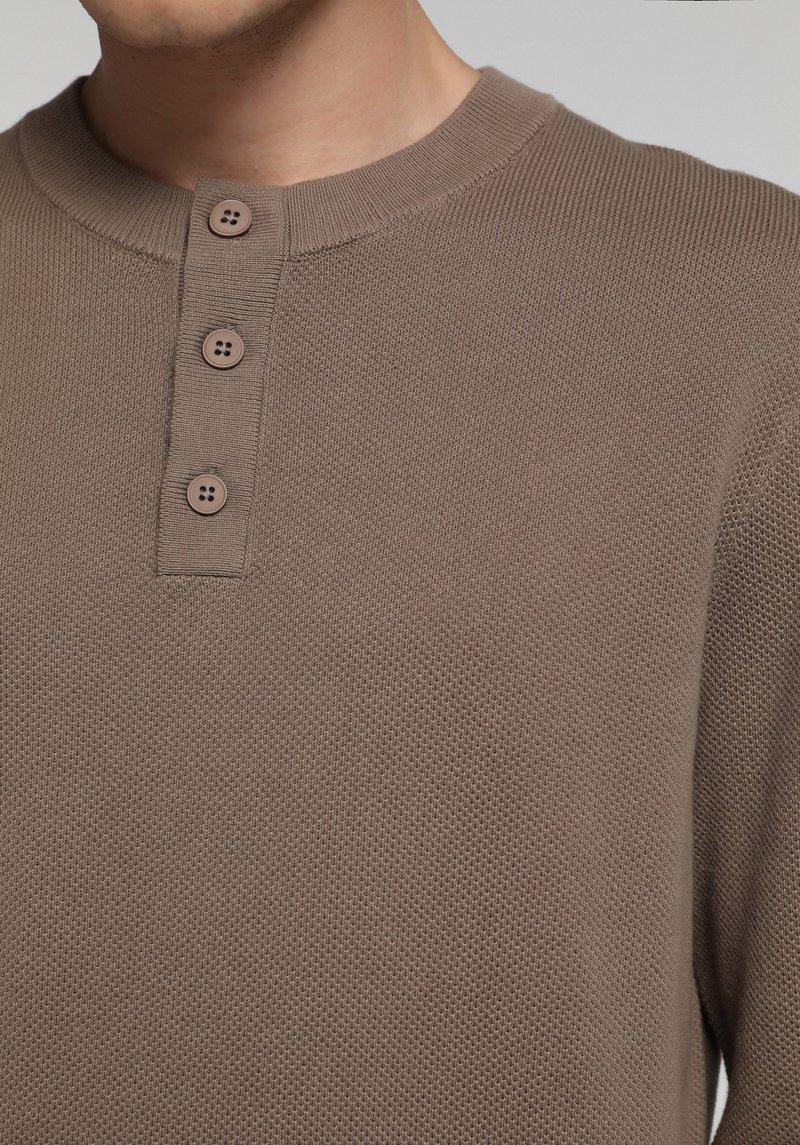 Regular Fit Placket Neck Düz Erkek Kahverengi Kazak