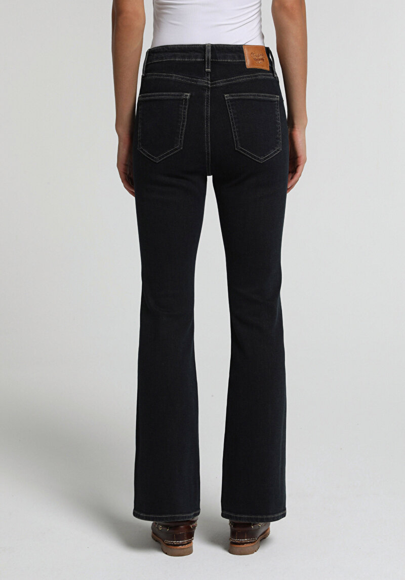 Flare Fit   Kadın Over Dyed Denim Jean Pantolon