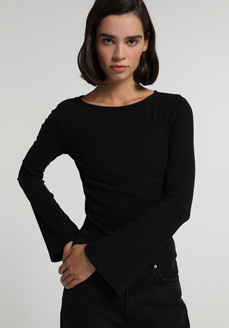 Slim Fit Yuvarlak Yaka Düz Kadın Siyah Uzun Kol Tişört