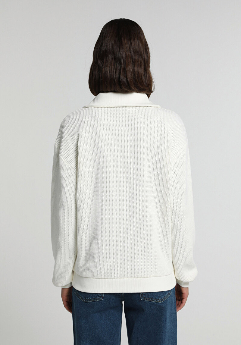 Regular Fit Fermuarlı Nakışlı Kadın Ekru Sweatshirt