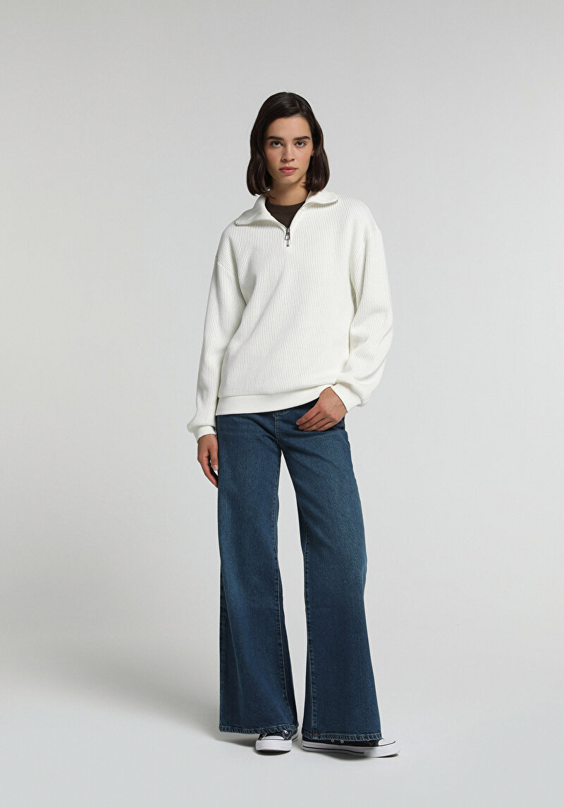 Regular Fit Fermuarlı Nakışlı Kadın Ekru Sweatshirt