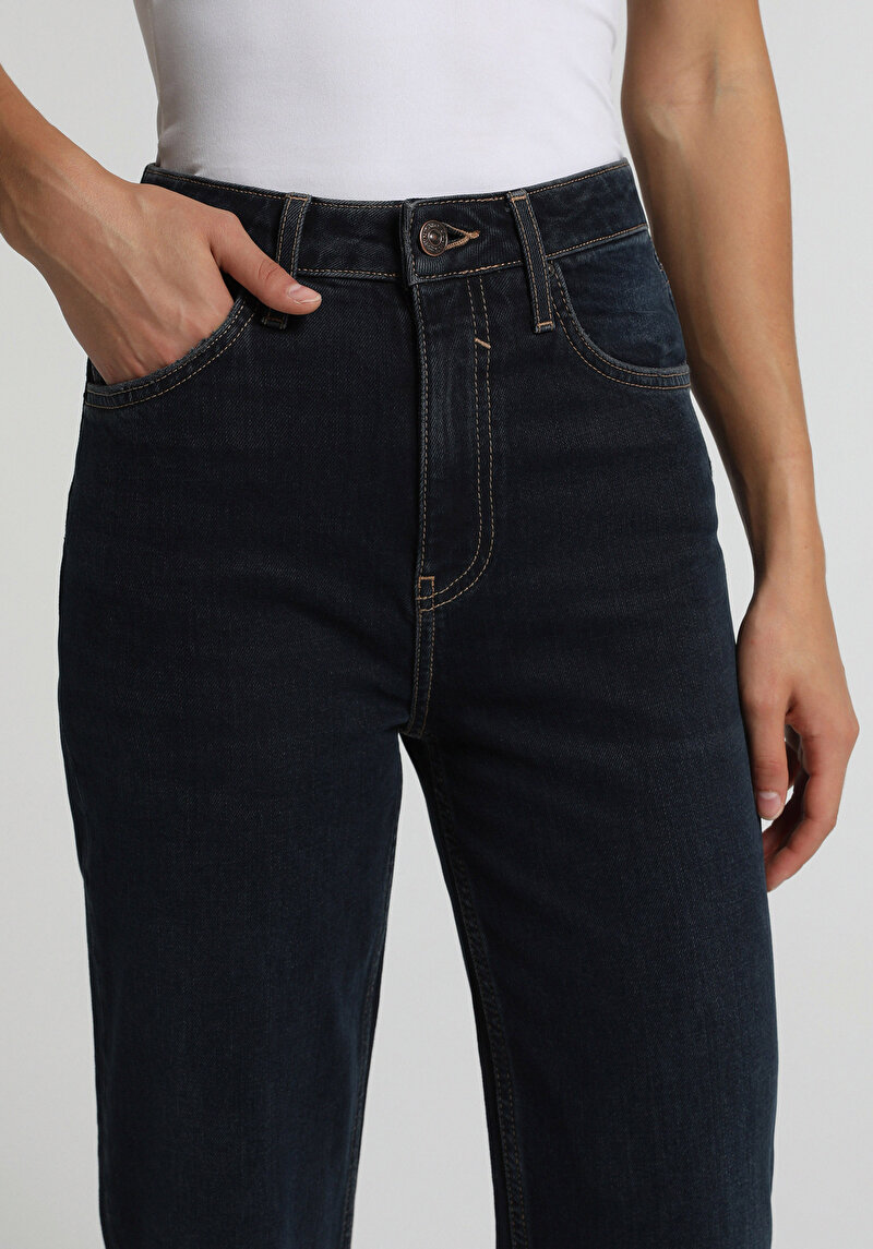 Slim Tapered Fit   Kadın Over Dyed Denim Jean Pantolon
