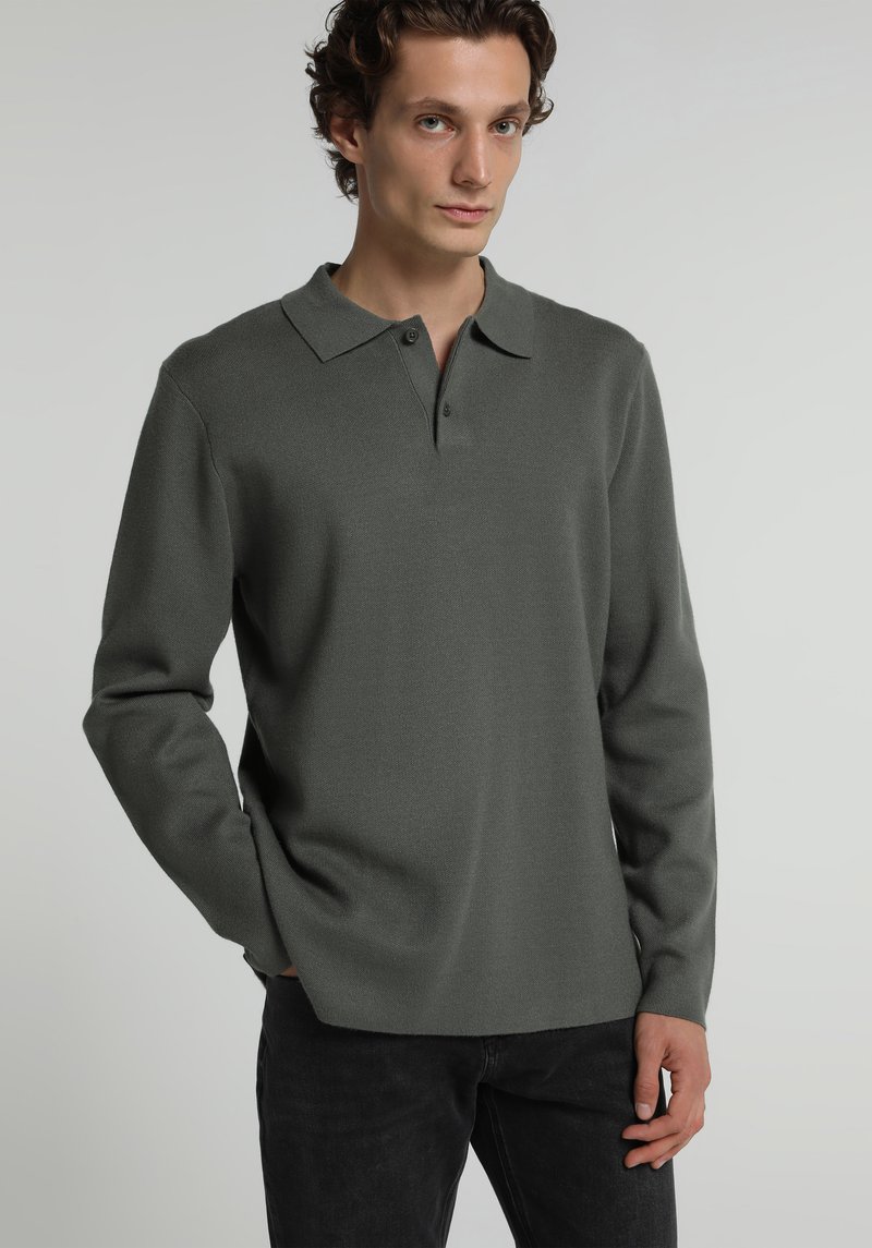 Regular Fit Polo Yaka Jakarlı Erkek Yeşil Kazak