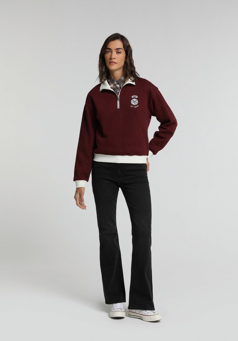 Regular Fit Polo Yaka Nakışlı Kadın Bordo Sweatshirt