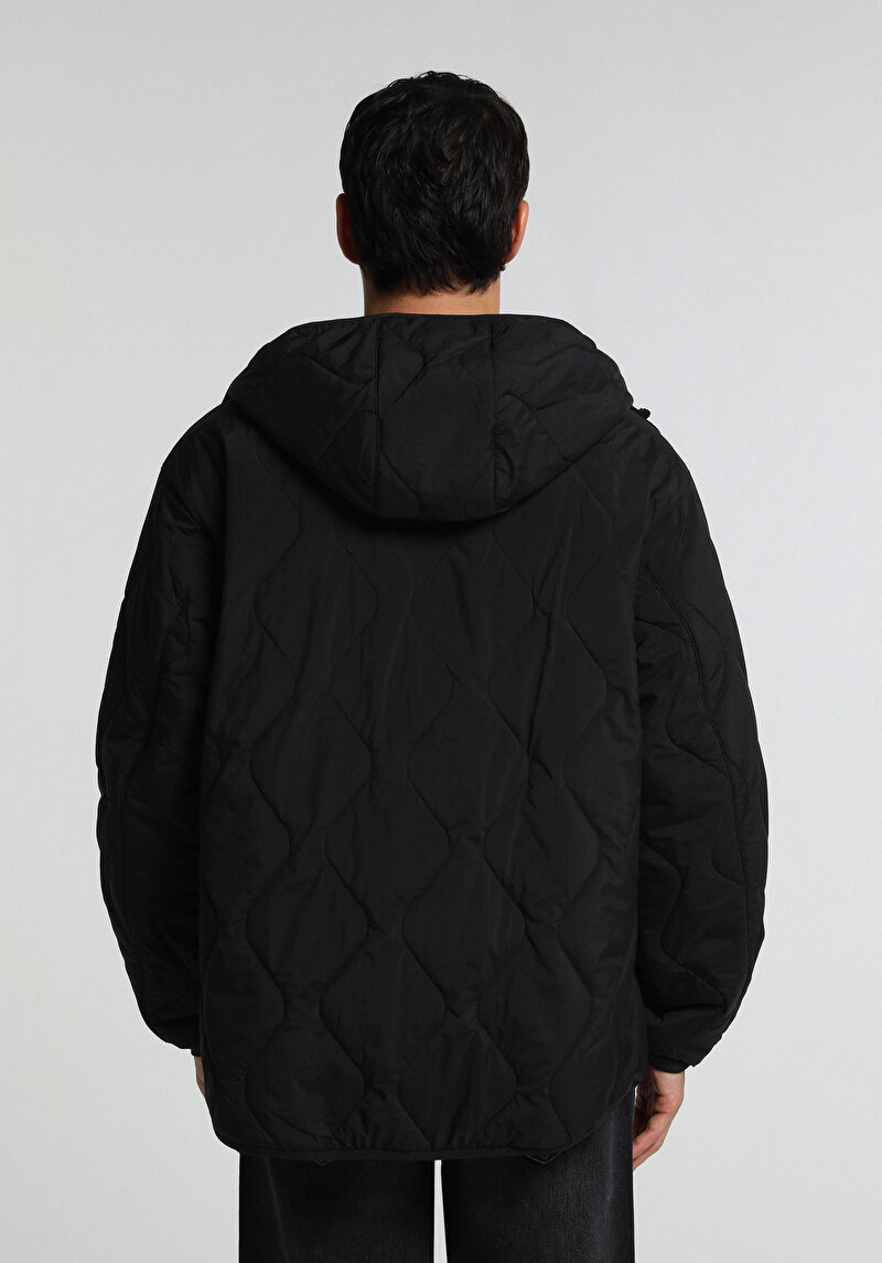 Oversize Fit Kapüşonlu Fermuarlı Astarlı  Erkek Siyah Mont