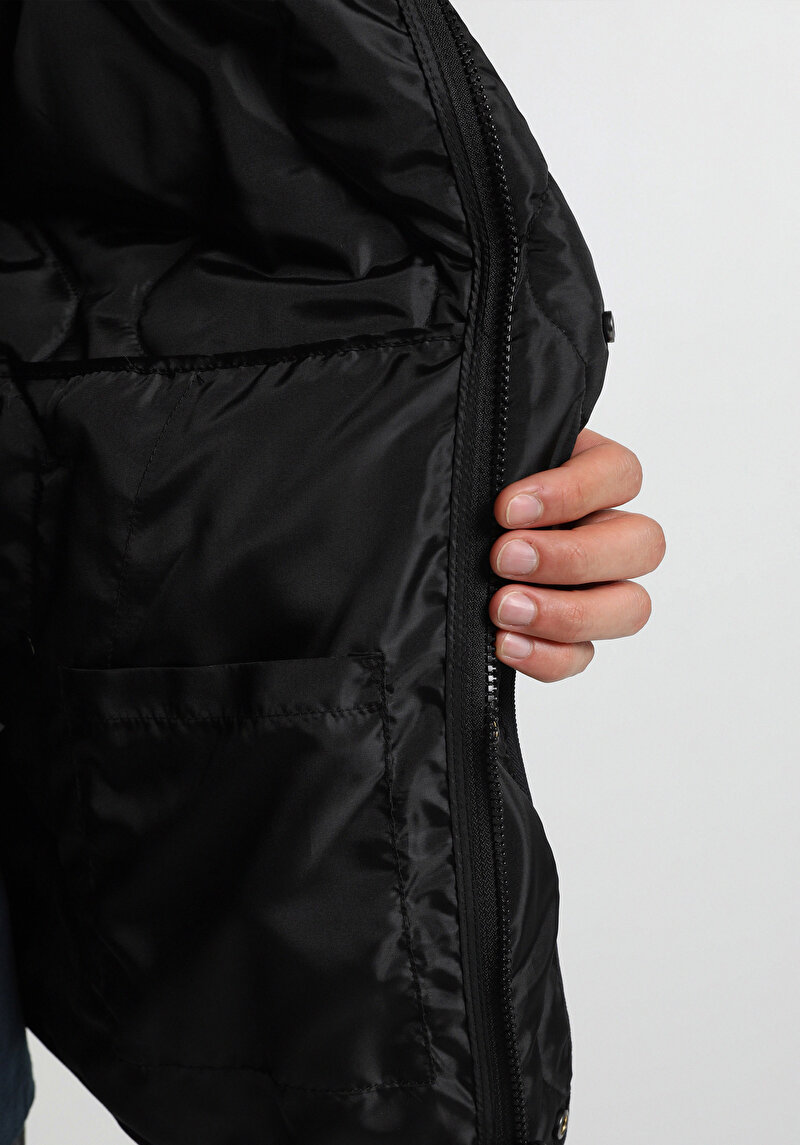 Oversize Fit Kapüşonlu Fermuarlı Astarlı  Erkek Siyah Mont