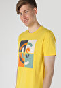 thumb-Regular Fit Yuvarlak Yaka Düz Erkek Sari Kısa Kol Tişört