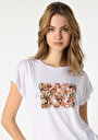 thumb-Regular Fit Yuvarlak Yaka Baskılı Kadın Beyaz Kısa Kol Tişört