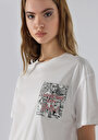 thumb-Regular Fit Yuvarlak Yaka Baskılı Kadın Beyaz Kısa Kol Tişört