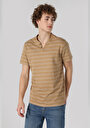 thumb-Regular Fit Yuvarlak Yaka Çizgili Erkek Bej Kısa Kol Tişört
