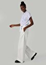 thumb-Regular Fit Yüksel Bel Geniş Paça Fermuarlı Kadın Beyaz Pantolon