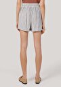 thumb-Regular Fit Yüksek Bel  Kadın Beyaz Şort