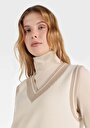 thumb-Regular Fit V Yaka Düz Kadın Bej Kazak