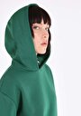 thumb-Regular Fit Kapüşonlu Kanguru Cepli Düz Kadın Yeşil Sweatshirt