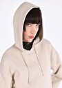 thumb-Regular Fit Kapüşonlu Baskılı Kadın Bej Sweatshirt