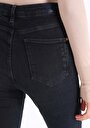 thumb-Slim Fit Orta Bel Düz Paça Kadın Koyu İndigo Jean Pantolon