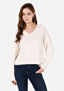 thumb-Regular Fit V Yaka Düz Kadın Ekru Kazak