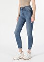 thumb-Skinny Fit Yüksek Bel Dar Paça Kadın İndigo Jean Pantolon