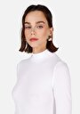 thumb-Slim Fit Dik Yaka Örme Düz Kadın Beyaz Uzun Kol Tişört