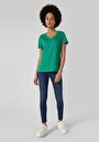 thumb-Regular Fit V Yaka Düz Kadın Yeşil Kısa Kol Tişört