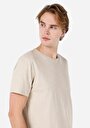 thumb-Regular Fit Yuvarlak Yaka Düz Erkek Bej Kısa Kol Örme Tişört