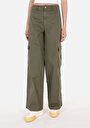 thumb-Regular Fit Yüksek Bel Geniş Paça Cargo Cep Kadın Yeşil Pantolon