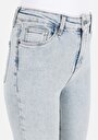 thumb-Skinny Fit   Kadın İndigo Jean Pantolon