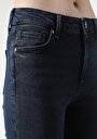 thumb-Skinny Fit Orta Bel Dar Paça Kadın İndigo Jean Pantolon
