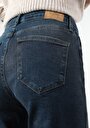 thumb-Slim Fit Orta Bel Düz Paça Kadın İndigo Jean Pantolon