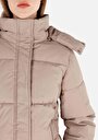 thumb-Regular Fit Kapüşonlu Fermuarlı Astarlı  Kadın Bej Mont