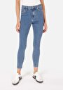 thumb-Skinny Fit   Kadın İndigo Jean Pantolon