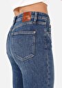 thumb-Skinny Fit   Kadın İndigo Jean Pantolon