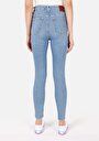 thumb-Skinny Fit   Kadın İndigo Jean Pantolon