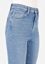 thumb-Skinny Fit   Kadın İndigo Jean Pantolon