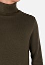 thumb-Regular Fit Turtle Neck Jakarlı Erkek Yeşil Kazak