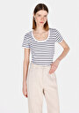 thumb-Slim Fit Kare Yaka Çizgili Kadın Beyaz Kısa Kol Tişört