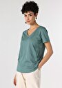 thumb-Regular Fit V Yaka Düz Kadın Yeşil Kısa Kol Tişört