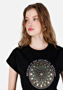 thumb-Regular Fit Yuvarlak Yaka Baskılı Kadın Siyah Kısa Kol Tişört