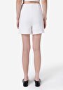thumb-Slim Fit Düşük Bel Düz Kadın Beyaz Şort
