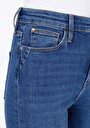 thumb-Skinny Fit Yüksek Bel Süper Dar Paça Kadın İndigo Jean Pantolon