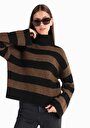 thumb-Regular Fit Yarım Balıkçı Yaka Çizgili Kadın Kahverengi Kazak