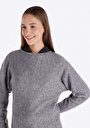 thumb-Regular Fit Kayık Yaka Düz Kadın Gri Kazak