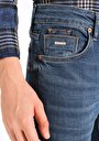 thumb-Straight Fit Düşük Bel Düz Paça Erkek İndigo Jean Pantolon