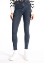 thumb-Skinny Fit Yüksel Bel Dar Paça Cepli Kadın İndigo Jean Pantolon