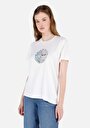 thumb-Regular Fit Yuvarlak Yaka Baskılı Kadın Beyaz Kısa Kol Tişört
