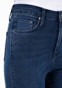thumb-Skinny Fit Yüksel Bel Süper Dar Paça Cepli Kadın İndigo Jean Pantolon