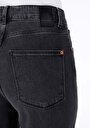 thumb-Straight Fit Kadın Siyah Denim Jean Pantolon