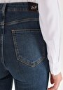 thumb-Slim Fit Orta Bel Düz Paça Kadın İndigo Denim Jean Pantolon