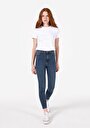 thumb-Skinny Fit   Kadın Koyu İndigo Jean Pantolon
